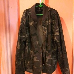 womens love tree size large camo jacket